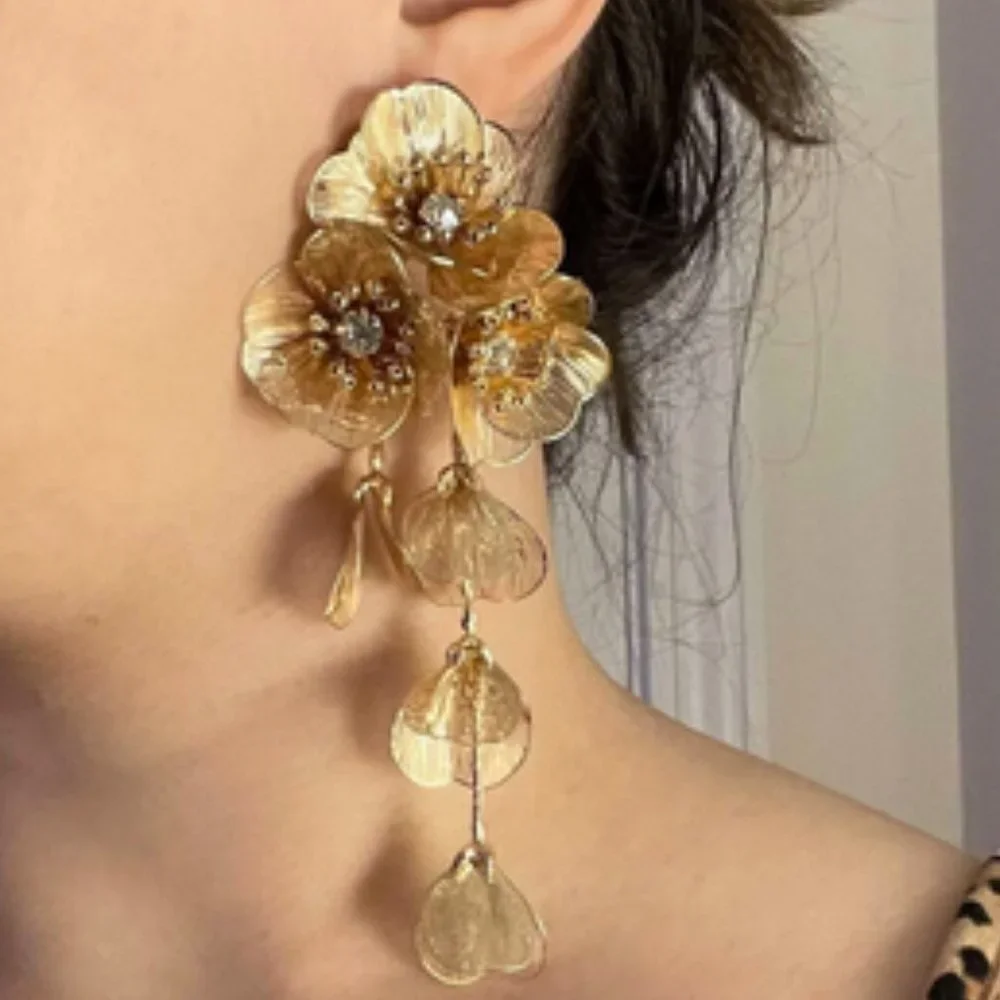 Cascading Flower earrings  metal Appliques FLOWER earrings - Picture 3 of 7